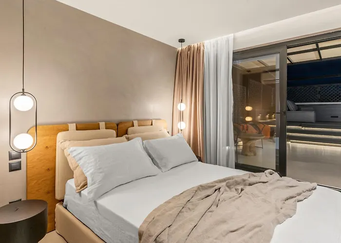 Acron Suites & Apartments