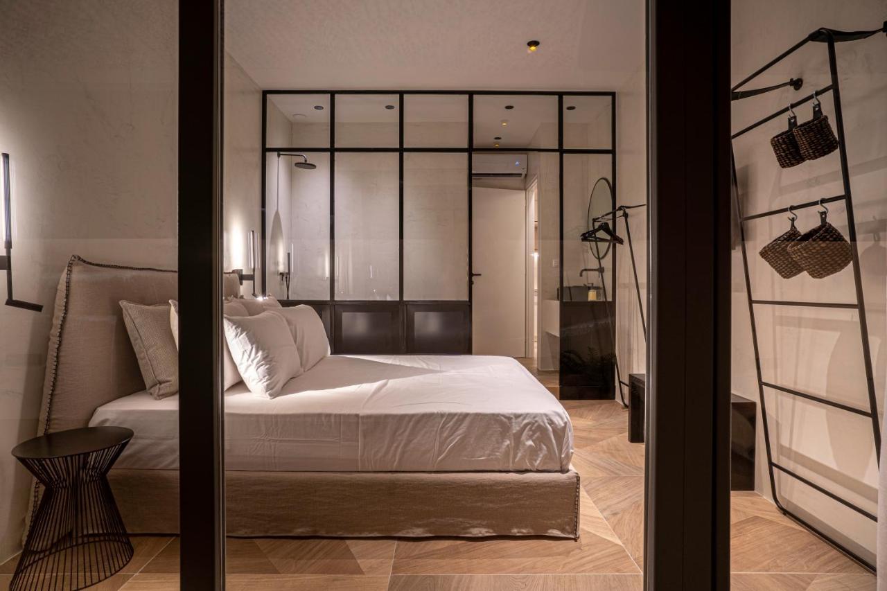 Acron & Apartment