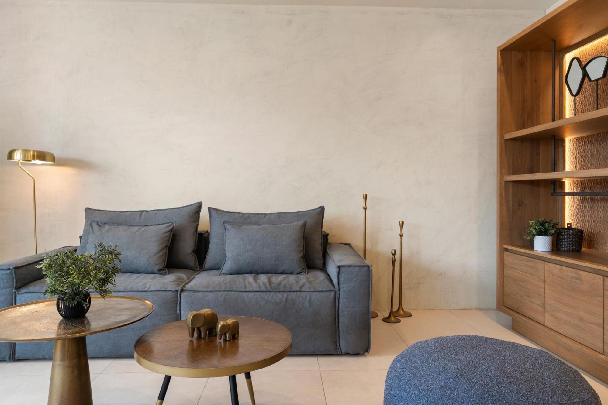 Apartment Acron & *